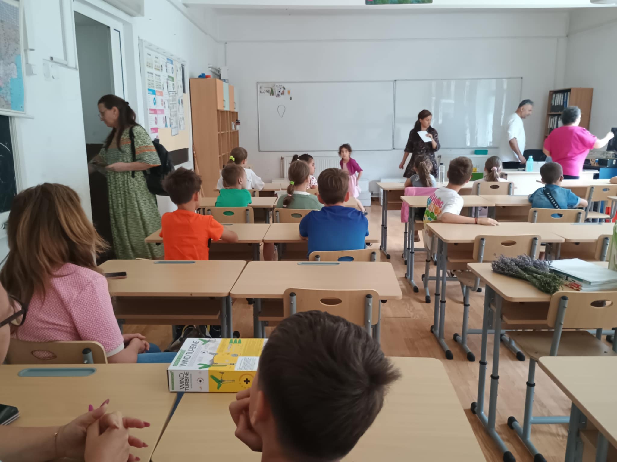 Vara în lectură, desen, joc și muzică
